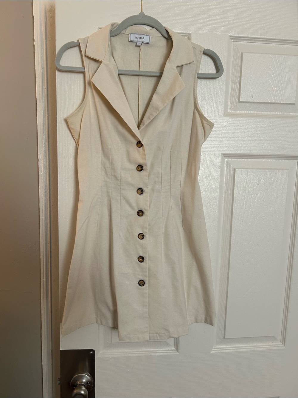 RIHOAS Sleeveless Cream Button-Front Mini Dress